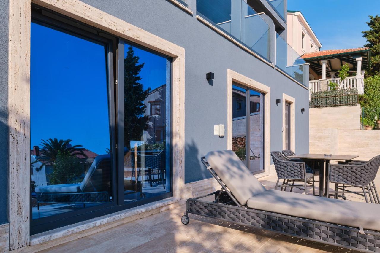 Luxury Apartments Mali Losinj Exterior photo